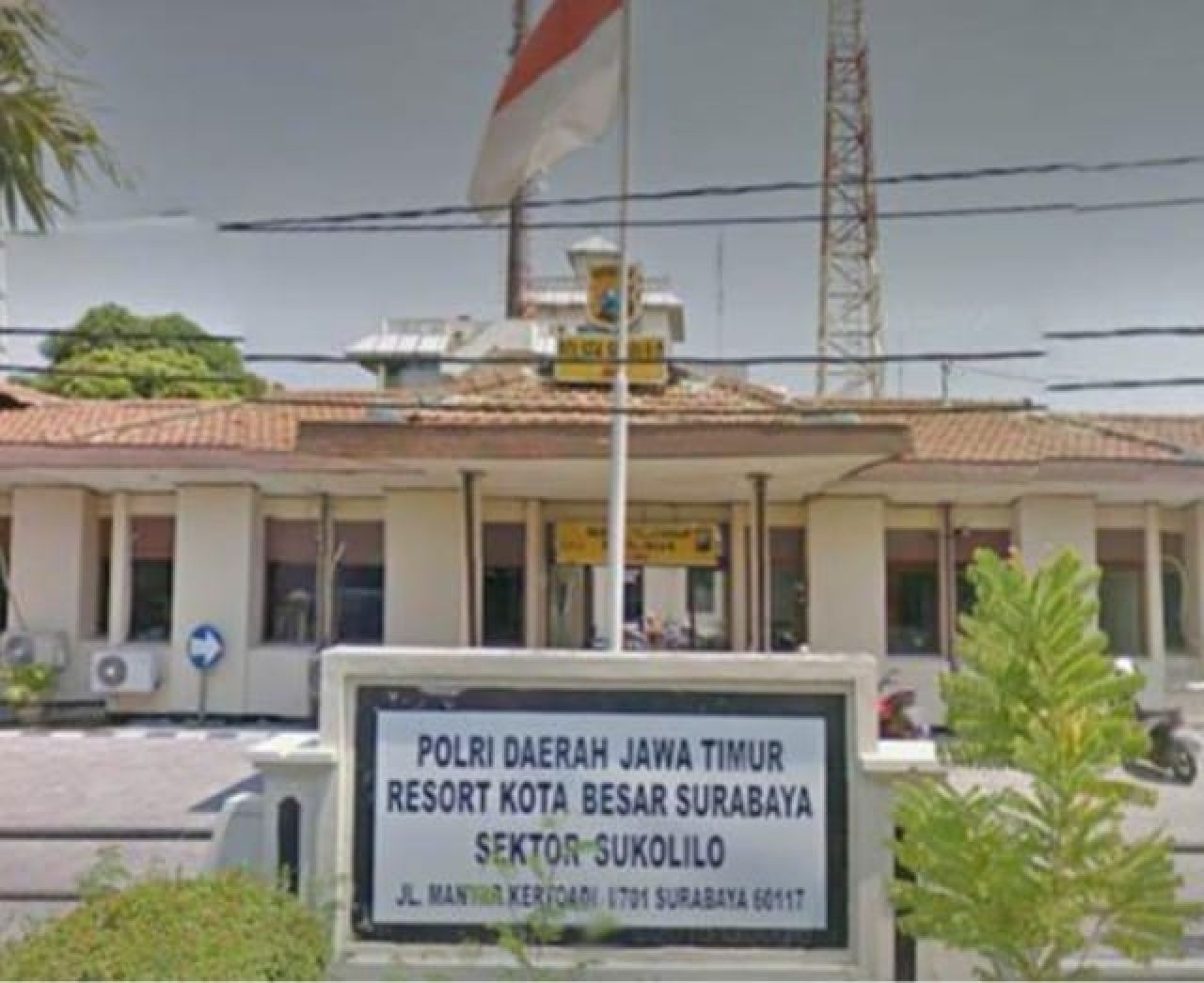 Kantor Polsek Sukolilo Surabaya.