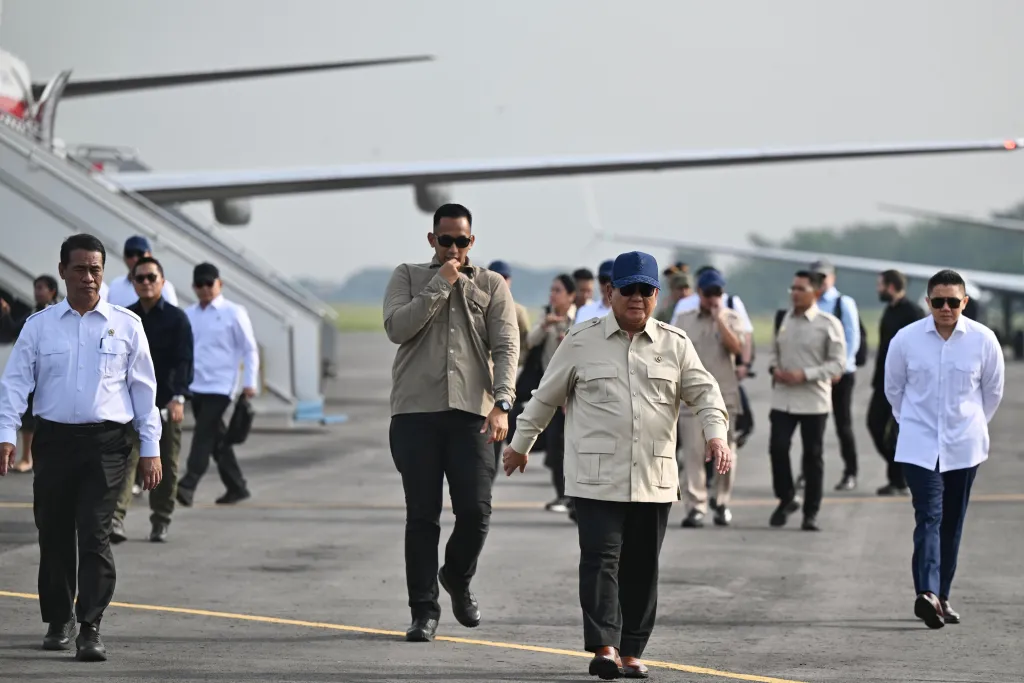 Prabowo Resmikan 166 SPPG Polri, Museum Marsinah hingga Panen Raya Jagung di Jatim