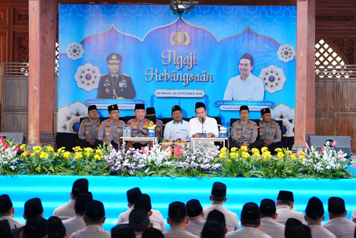 Ngaji Gus Baha Satukan Santri dan Jajaran Polri Se-Indonesia