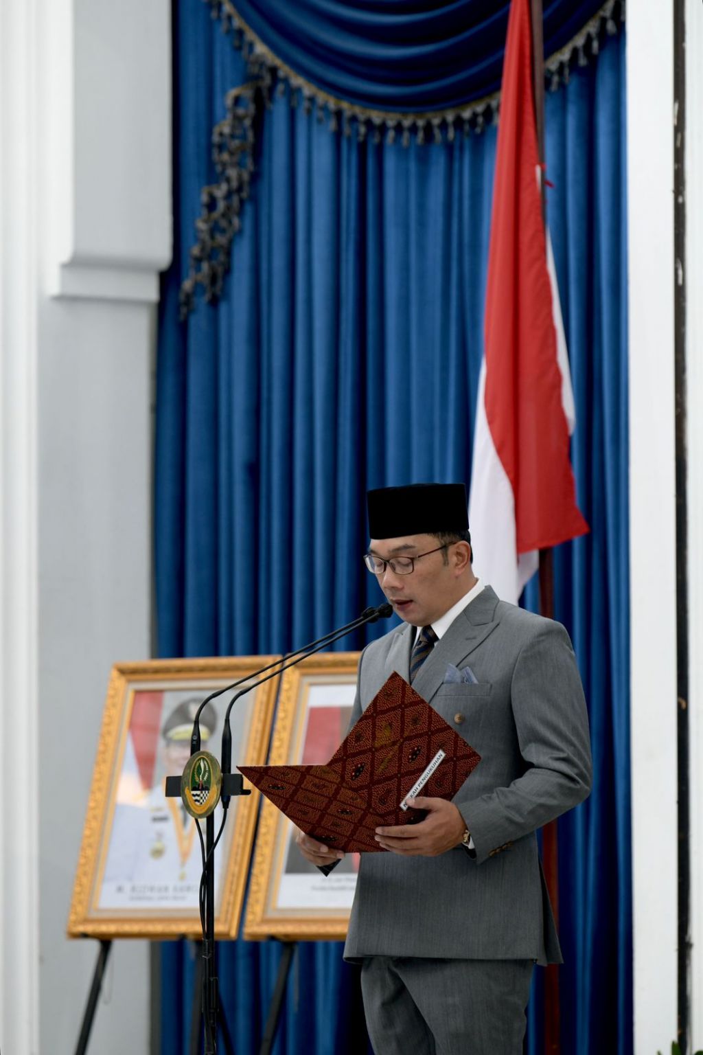 Kang Emil saat menyampaikan Keynote Speech dalam Rapat Kerja Nasional Forum Staf Ahli Kepala Daerah (Forsakada) Tahun 2022 secara virtual