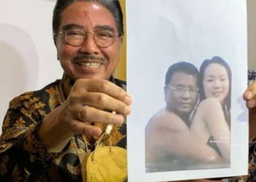 Hotma Sitompul Tuduh Hotman Paris Tak Beretika dan Tak Beradab