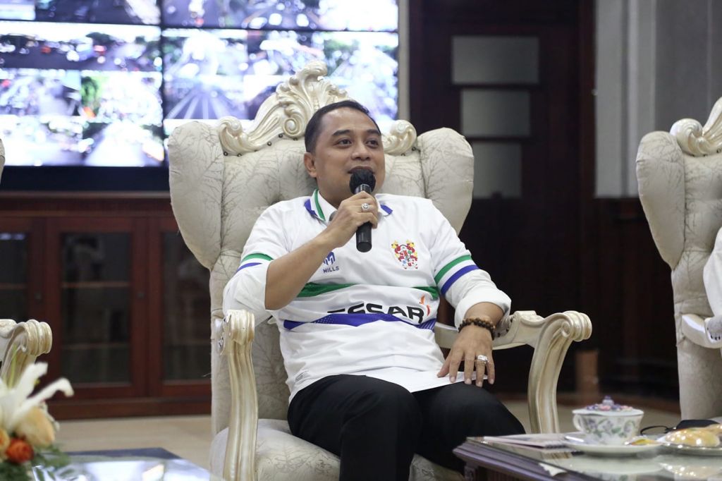 Wali Kota Surabaya, Eri Cahyadi saat online meeting  