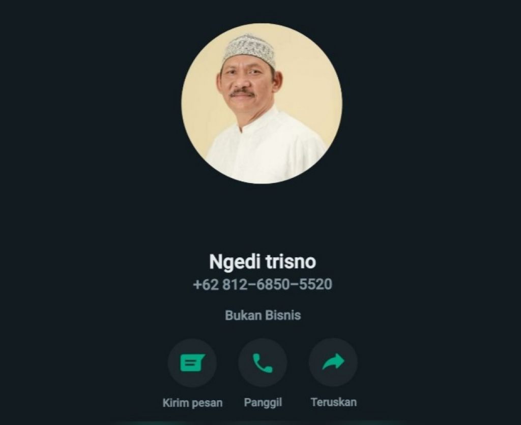 Tangkapan layar nomor yang digunakan penipu dengan foto anggota DPRD.