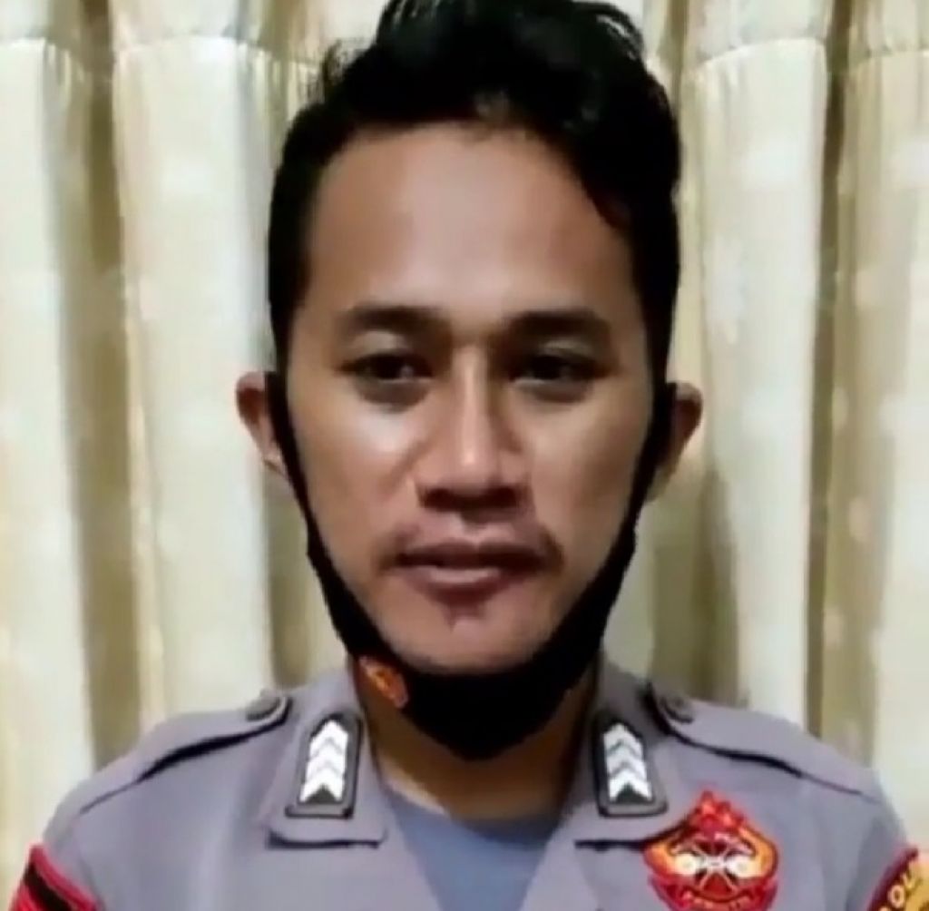 Brigadir SL dalam video permintaan maafnya.