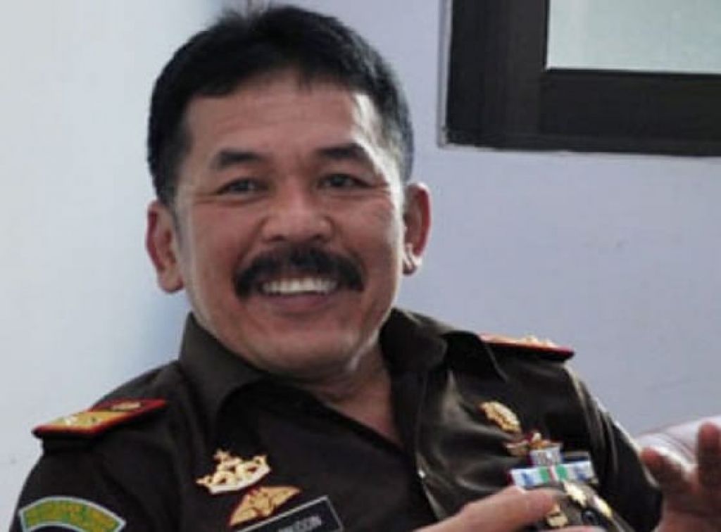 Diduga Miliki Identitas Ganda dan Ijazah Palsu, Jaksa Agung Harus Dicopot