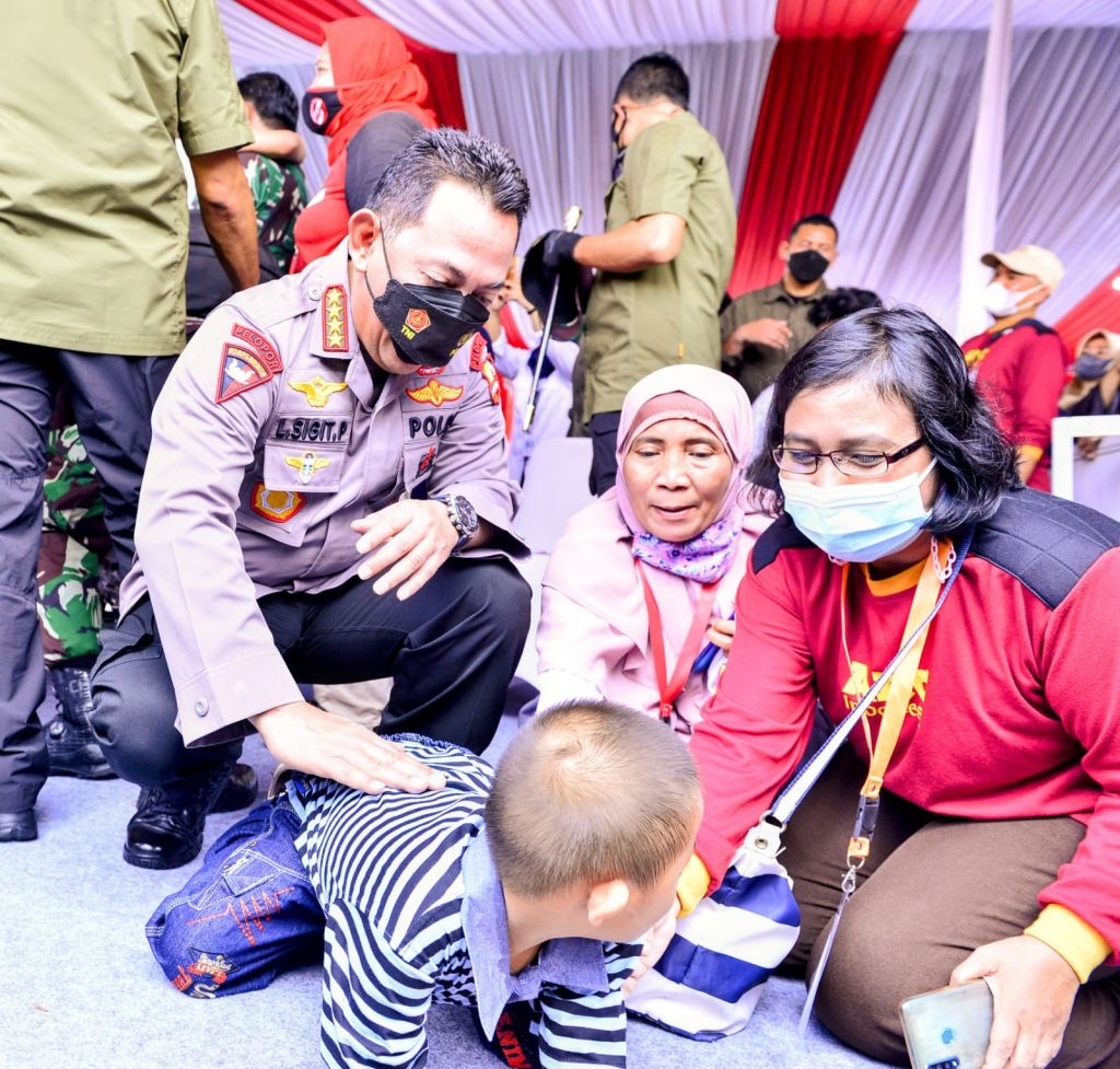 Jaga Generasi Penerus Bangsa, Kapolri Beri Dukungan Psikososial ke Anak korban Covid