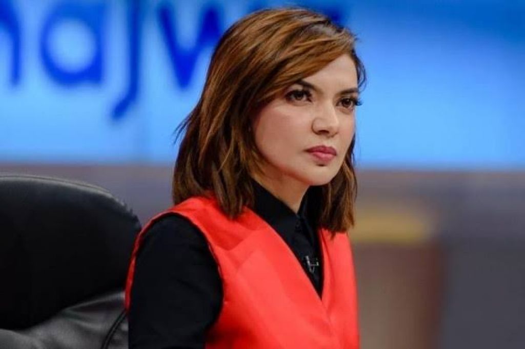 Najwa Shihab saat jadi host di acaranya.