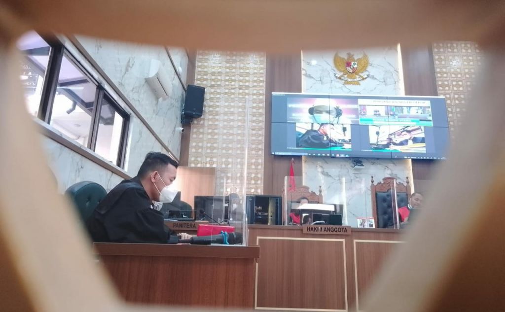 Sidang kasus babi ngepet