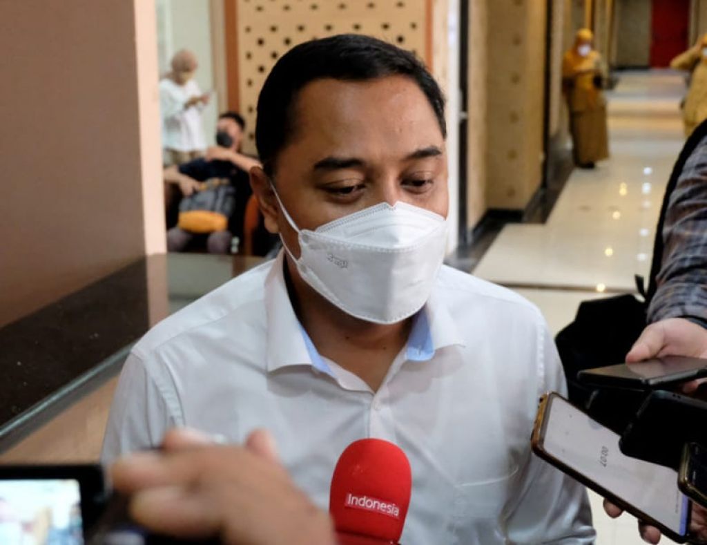 Wali Kota Eri Cahyadi, Jumat (11/2) saat diwawancarai wartawan.