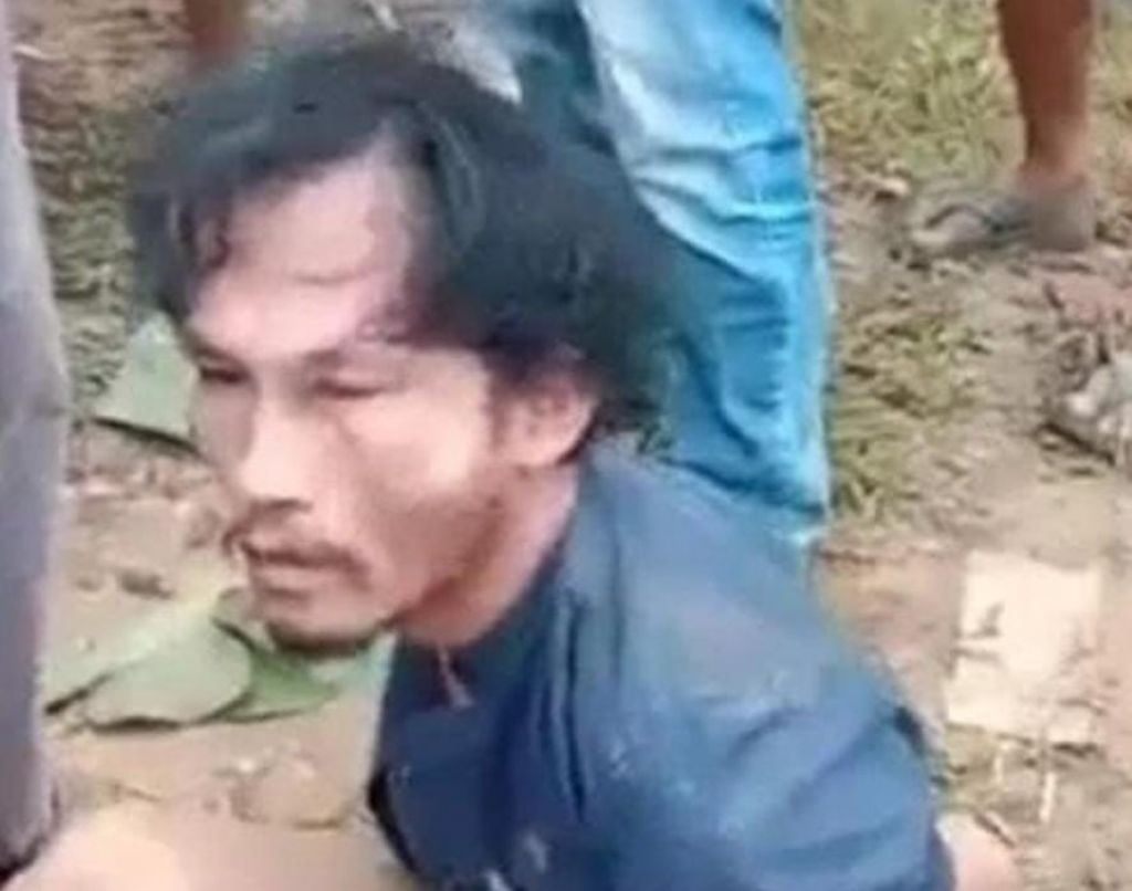 Sarip Arman saat diamankan warga dan sempat dimassa.