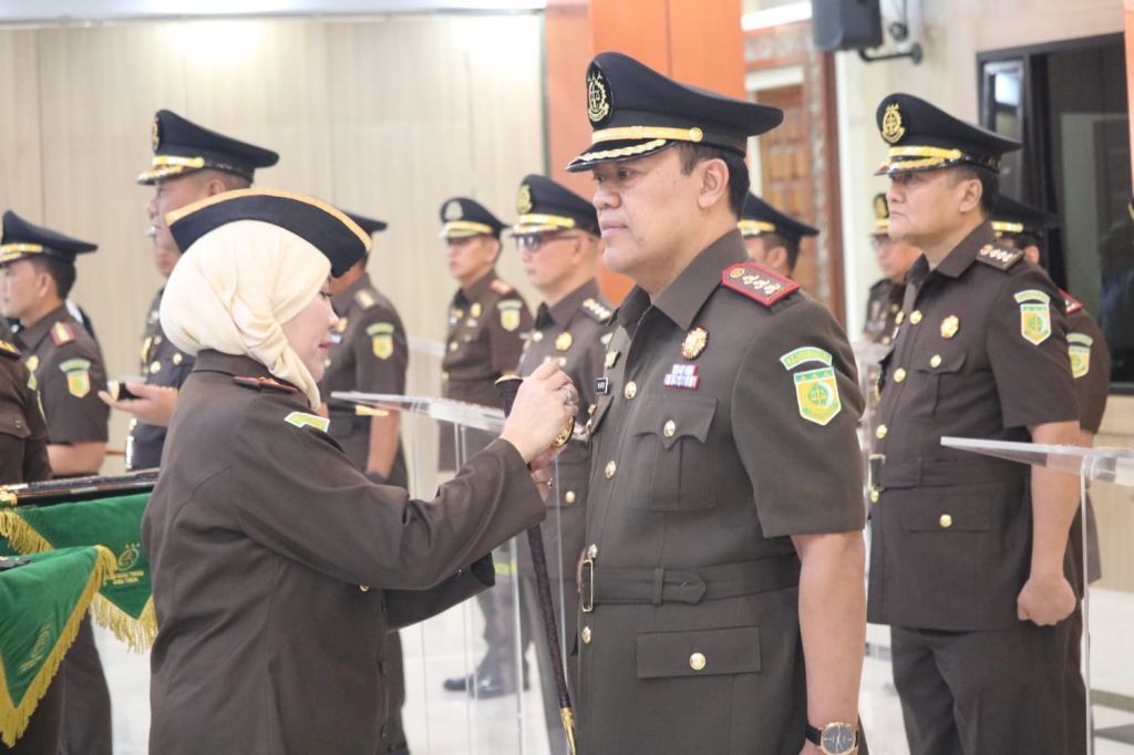 Kajati Jatim melantik pejabat baru