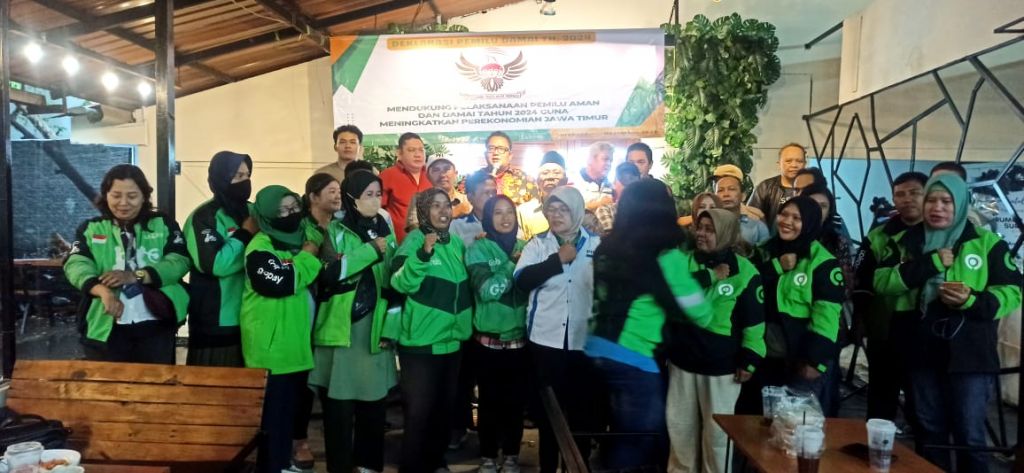 Perhimpunan Driver Online Indonesia PDOI Jawa Timur menggelar deklarasi pemilu damai dan aman