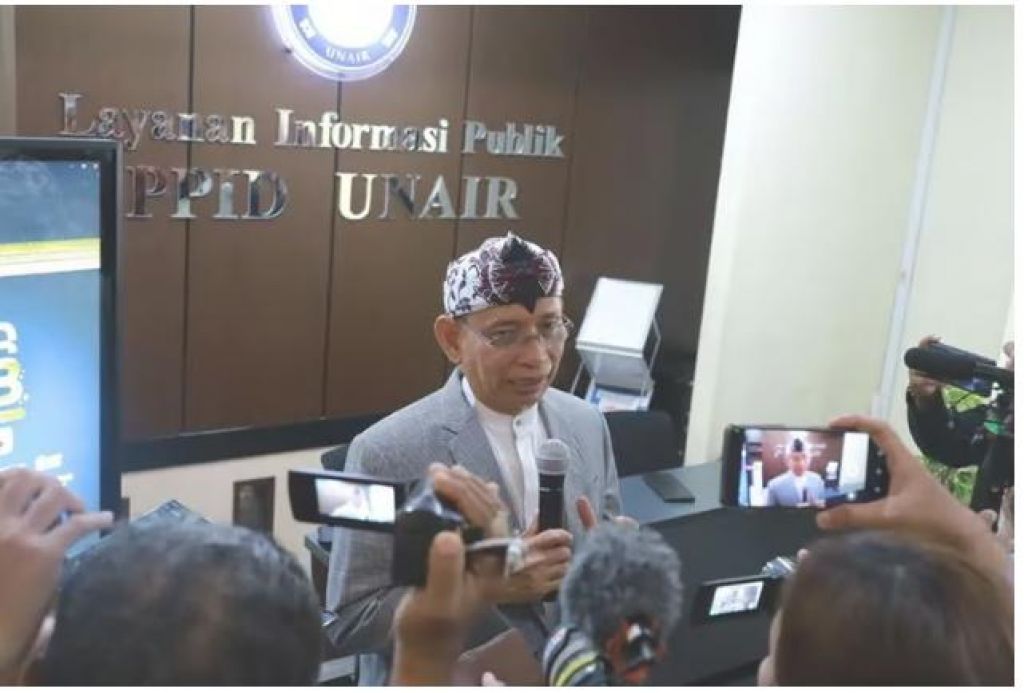 Rektor Unair Prof Mohammad Nasih