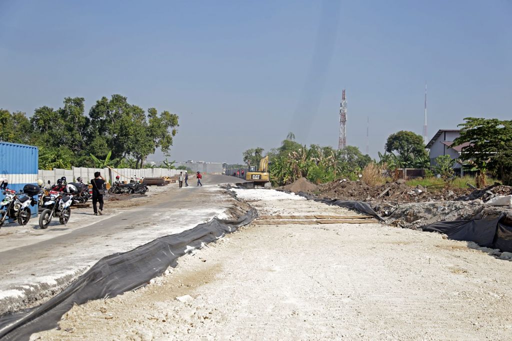 Capai 70 Persen, Pengerjaan Satu Jalur Radial Road Lontar Selesai Akhir September 2024