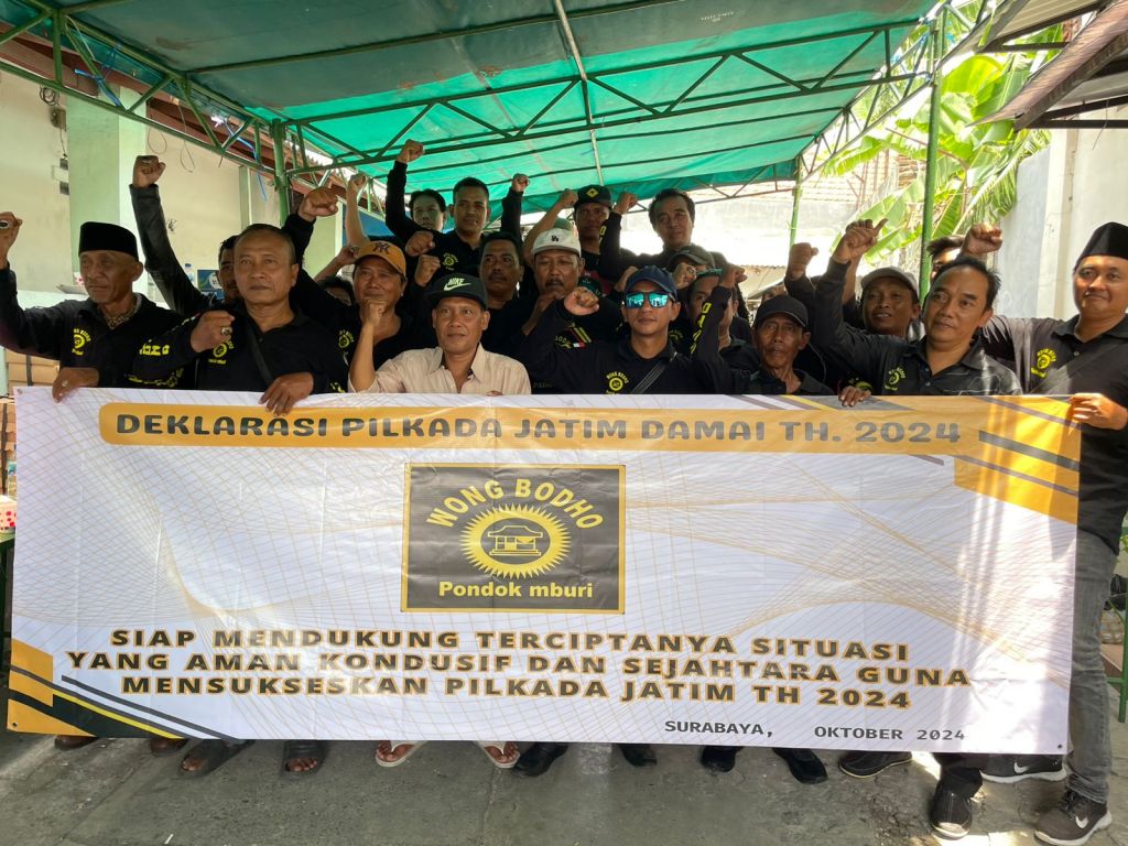 Anggota komunitas Wong Bodho Pondok Mburi foto bersama usai deklarasi