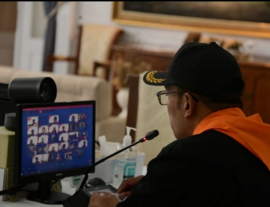 "Silaturahim Anggota Luar Biasa Wanadri” yang dilakukan virtual dari Gedung Pakuan, Kota Bandung, Sabtu (19/6/2021).