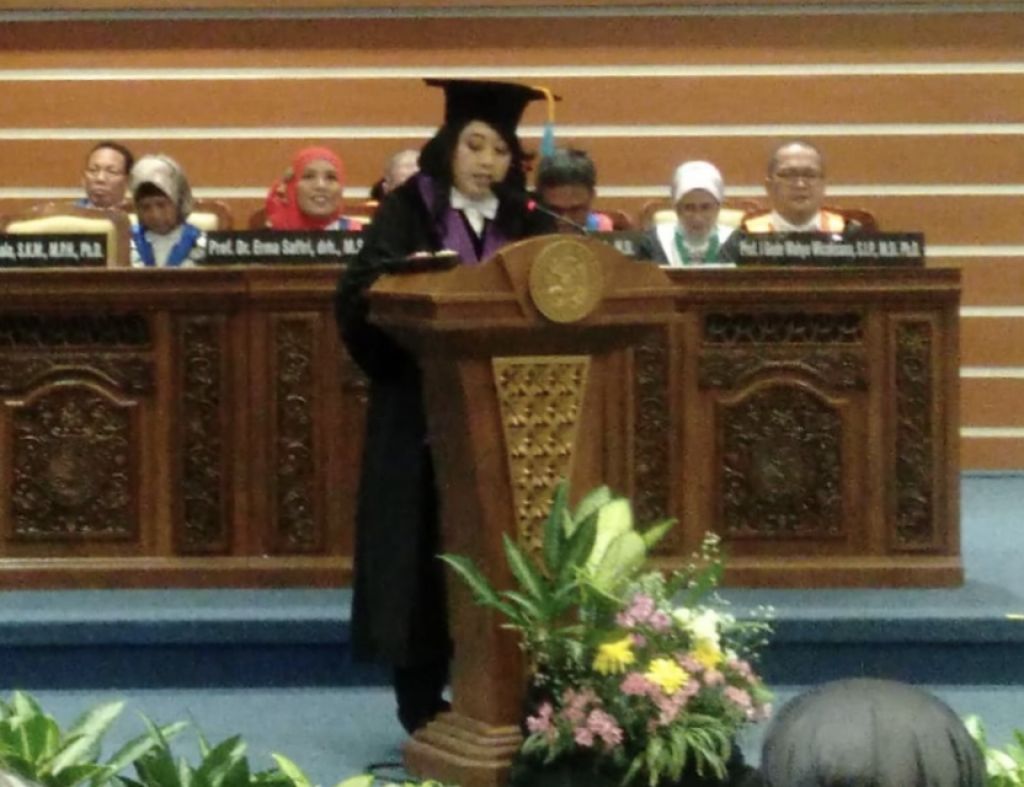 Unair Kukuhkan Tujuh Guru Besar