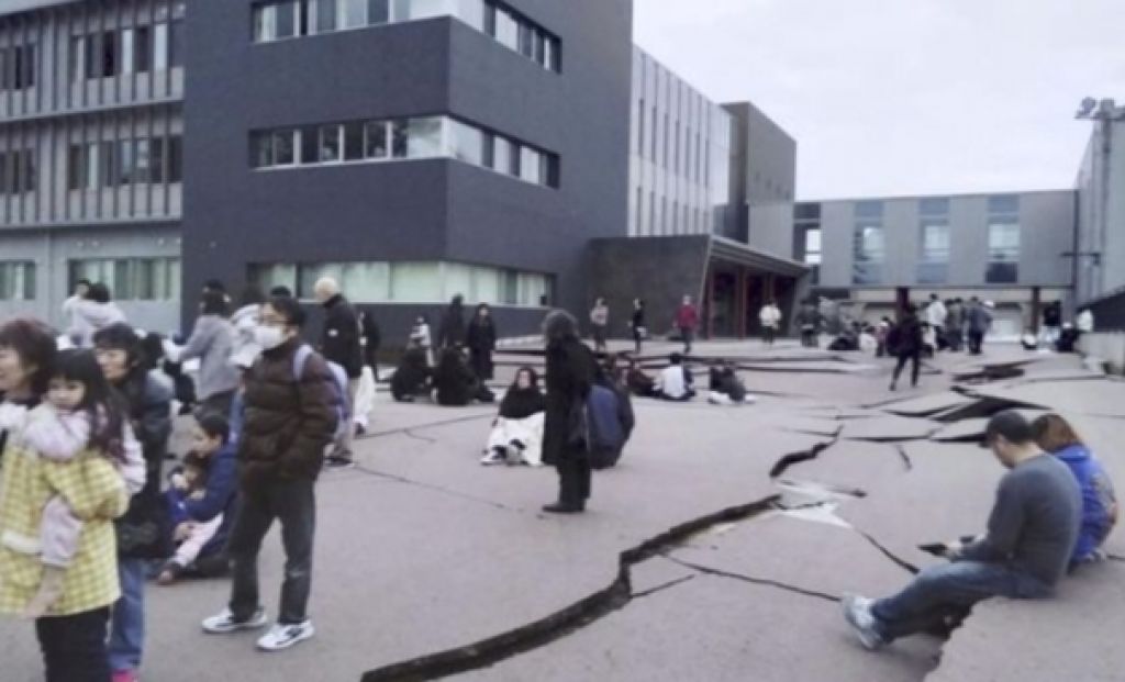 Suasana gempa di Jepang 