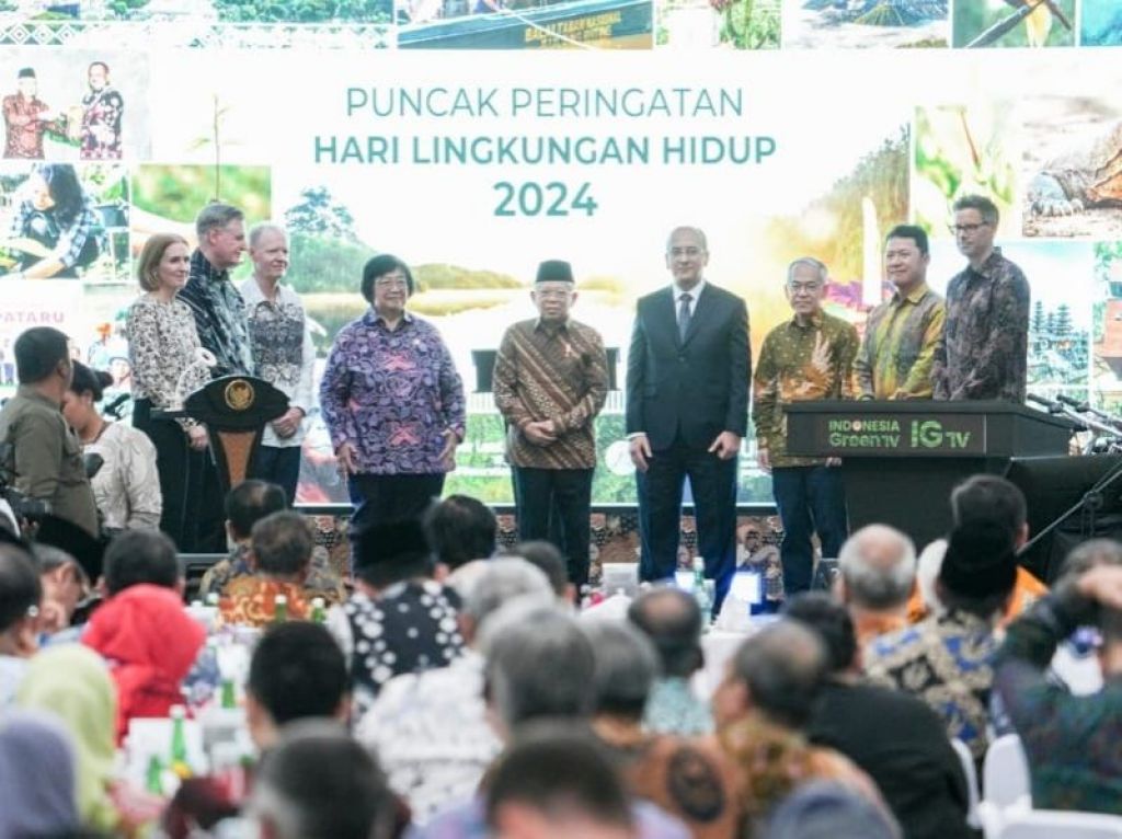 Puncak Peringatan Hari Lingkungan Hidup (HLH) 2024, yang diselenggarakan di Arboretum Ir. Lukito Daryadi, M.Sc, Gedung Manggala Wanabakti, Jakarta, pada Jumat, 5 Juli 2024.