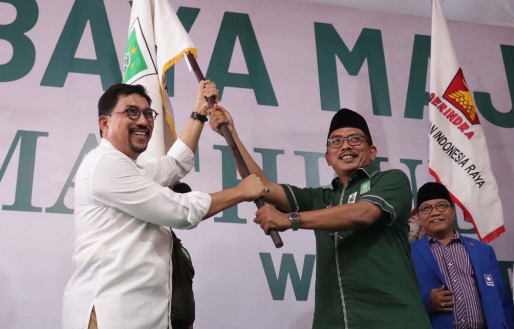 Machfud Arifin dan Ketua DPC PKB Kota Surabaya Musyafak Rouf (Foto: Dok. jatimnow.com)