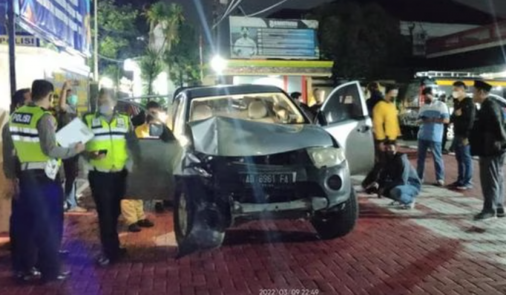 Kondisi mobil milik Sunardi pascar disergap.