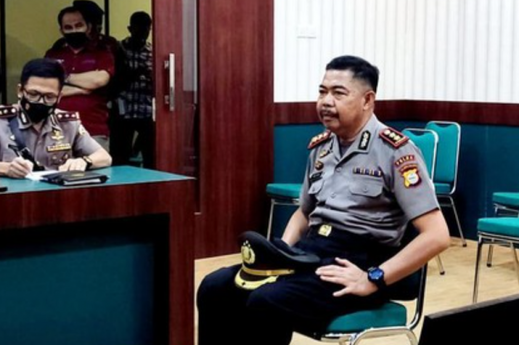 AKBP Mustari saat jalani sidang etik.