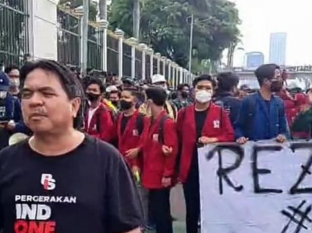 Aksi demo 11 April di Jakarta.