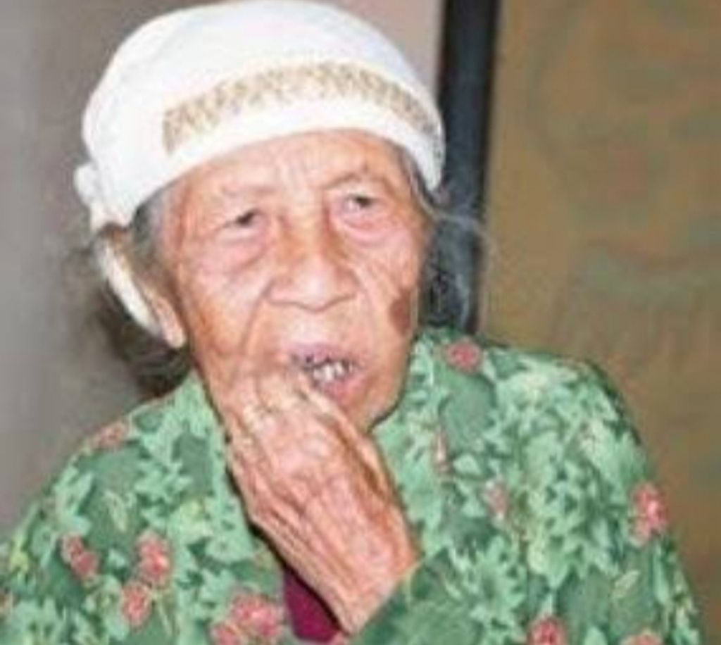 Pengobatan Alat Vital Jogjakarta Terbukti Terbaik Hj Mak Erot HP 085783120449