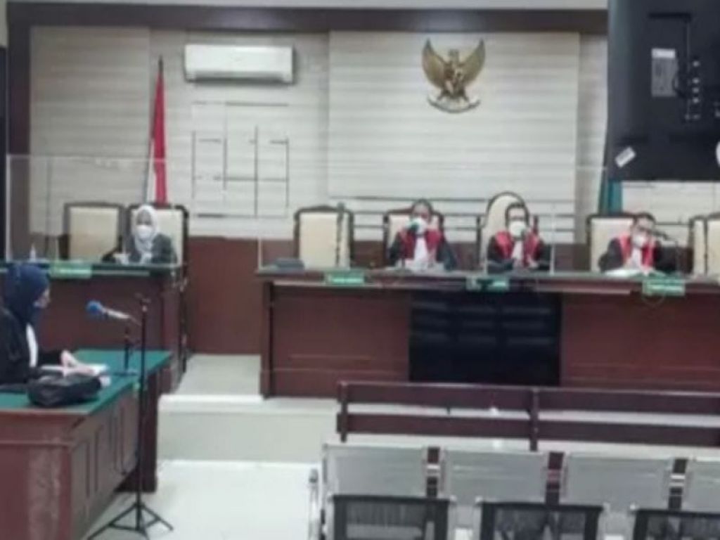 Moch. Untung, Malang. Dituntut Delapan Tahun Penjara.