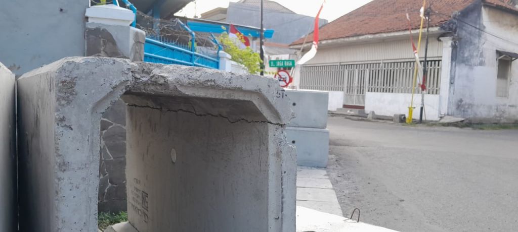 U-Getter yang berjejer untuk dipasang